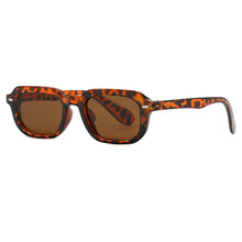 Laden Sie das Bild in den Galerie-Viewer, BARBER ICON SUNGLASSES - BARBER TRENDS WORLD