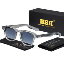 Laden Sie das Bild in den Galerie-Viewer, CATERSIDE HERREN-SONNENBRILLE – KLARER STYLE. STARKE AUSSTRAHLUNG.