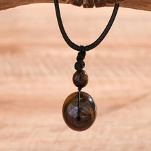 Laden Sie das Bild in den Galerie-Viewer, BOHEMIAN KOKOSMUSCHEL HERREN HALSKETTE - BARBER TRENDS WORLD