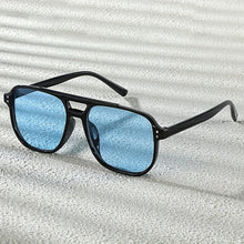 Laden Sie das Bild in den Galerie-Viewer, MEGA TREND-SONNENBRILLEN FÜR MÄNNER MIT FARBIGEN GLÄSERN! - BARBER TRENDS WORLD