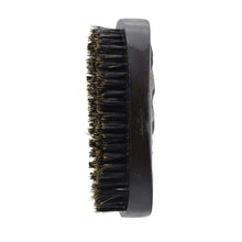 Laden Sie das Bild in den Galerie-Viewer, PROFESSIONELLE BARTBÜRSTE MIT WILDSCHWEINBORSTEN UND TOTENKOPF-GRIFF - BARBER TRENDS WORLD