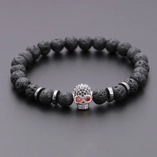 Laden Sie das Bild in den Galerie-Viewer, LAVASTEIN ARMBAND MIT TOTENKOPF - BARBER TRENDS WORLD
