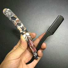 Laden Sie das Bild in den Galerie-Viewer, ROCK´N ROLL RASIERMESSER AUS EDELSTAHL MIT TOTENKOPF PRINTS - BARBER TRENDS WORLD