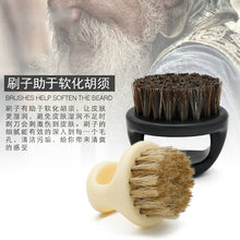 Laden Sie das Bild in den Galerie-Viewer, DIESE PROFESSIONELLE BART- UND BARBER-BÜRSTE IST EIN ECHTER KLASSIKER - BARBER TRENDS WORLD