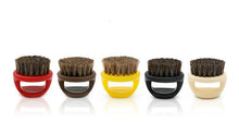 Laden Sie das Bild in den Galerie-Viewer, DIESE PROFESSIONELLE BART- UND BARBER-BÜRSTE IST EIN ECHTER KLASSIKER - BARBER TRENDS WORLD