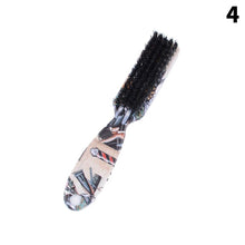 Laden Sie das Bild in den Galerie-Viewer, PROFESSIONELLE BARTBÜRSTEN MIT ORIGINELLEN BARBER COMIC PRINTS - BARBER TRENDS WORLD