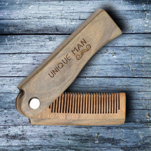 Laden Sie das Bild in den Galerie-Viewer, FALTBARER BARTKAMM AUS EDLEM SANDELHOLZ! - BARBER TRENDS WORLD
