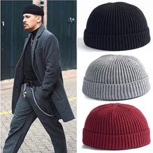 Laden Sie das Bild in den Galerie-Viewer, STREETSTYLE BEANIE CAP - BARBER TRENDS WORLD