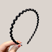 Laden Sie das Bild in den Galerie-Viewer, TRENDIGE HAARREIFEN FÜR MÄNNER! - BARBER TRENDS WORLD