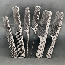 Laden Sie das Bild in den Galerie-Viewer, PROFI-KÄMME AUS DEM BARBER SHOP MIT FLEDERMAUS GRAVUR! - BARBER TRENDS WORLD