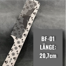 Laden Sie das Bild in den Galerie-Viewer, PROFI-KÄMME AUS DEM BARBER SHOP MIT FLEDERMAUS GRAVUR! - BARBER TRENDS WORLD