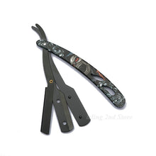 Laden Sie das Bild in den Galerie-Viewer, BARBER SHOP PROFI-RASIERMESSER MIT COOLEN TOTENKOPF- ODER CLOWN-PRINTS - BARBER TRENDS WORLD