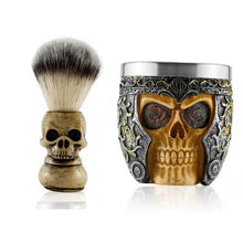 Laden Sie das Bild in den Galerie-Viewer, ROCK'N'ROLL RASIERPINSEL & SCHALE IN COOLER TOTENKOPF-OPTIK - BARBER TRENDS WORLD