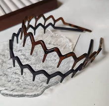 Laden Sie das Bild in den Galerie-Viewer, Haarreifen für Männer braun - schwarz
