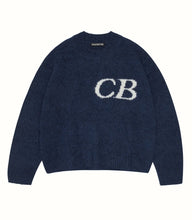 Laden Sie das Bild in den Galerie-Viewer, STRICKPULLOVER „CB“ – MINIMALISMUS MIT STATEMENT - BARBER TRENDS WORLD
