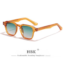 Laden Sie das Bild in den Galerie-Viewer, CATERSIDE HERREN-SONNENBRILLE – KLARER STYLE. STARKE AUSSTRAHLUNG.
