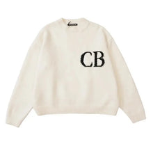 Laden Sie das Bild in den Galerie-Viewer, STRICKPULLOVER „CB“ – MINIMALISMUS MIT STATEMENT - BARBER TRENDS WORLD
