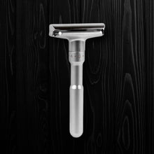 Laden Sie das Bild in den Galerie-Viewer, VERSTELLBARER HI-TEC RASIERHOBEL AUS EDELSTAHL - BARBER TRENDS WORLD
